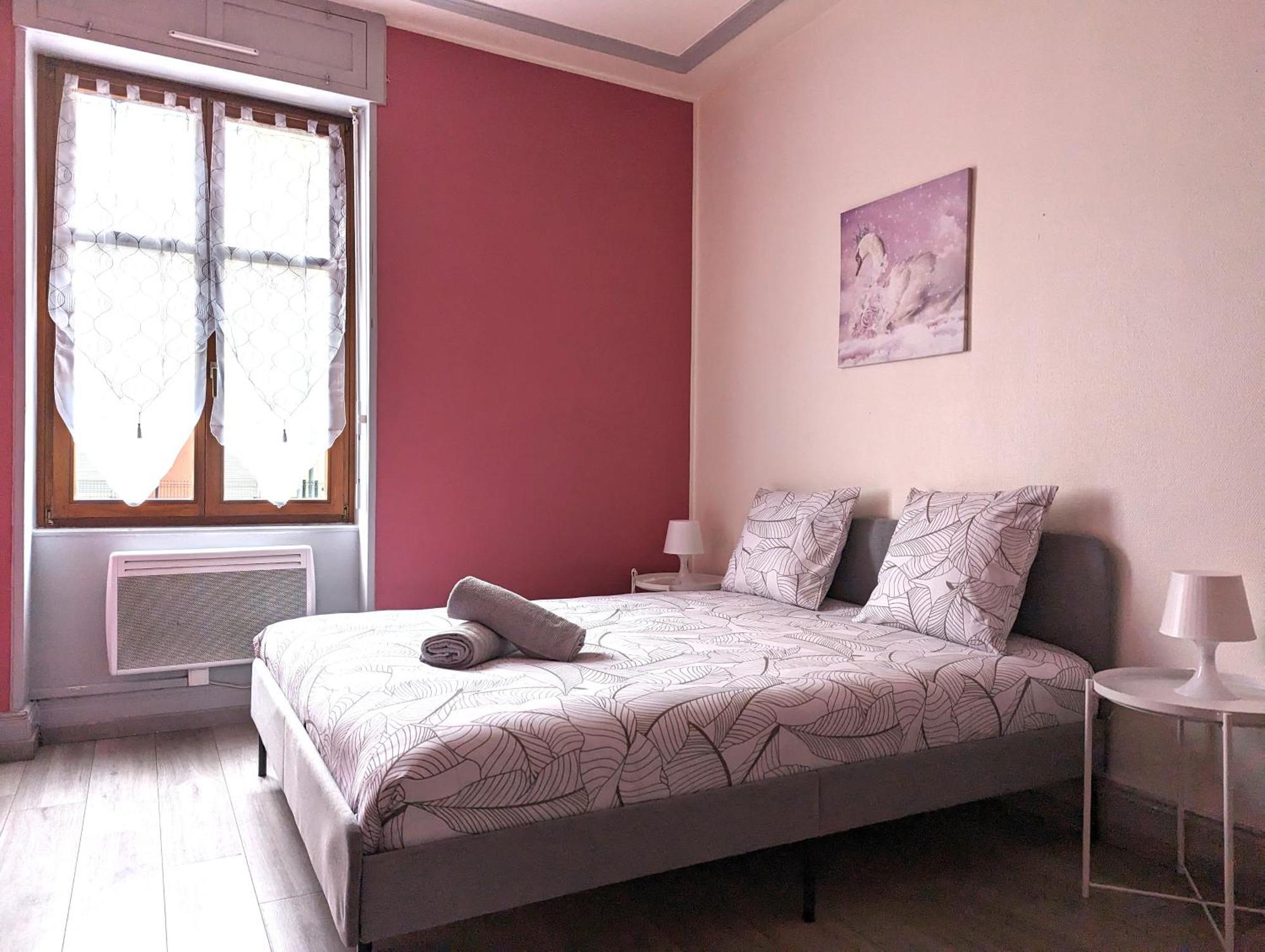 Le Mirage - Appartement 2 Chambres, Salon, Cuisine Equipee, Parking Et Wifi Gratuit Mulhouse Exterior foto