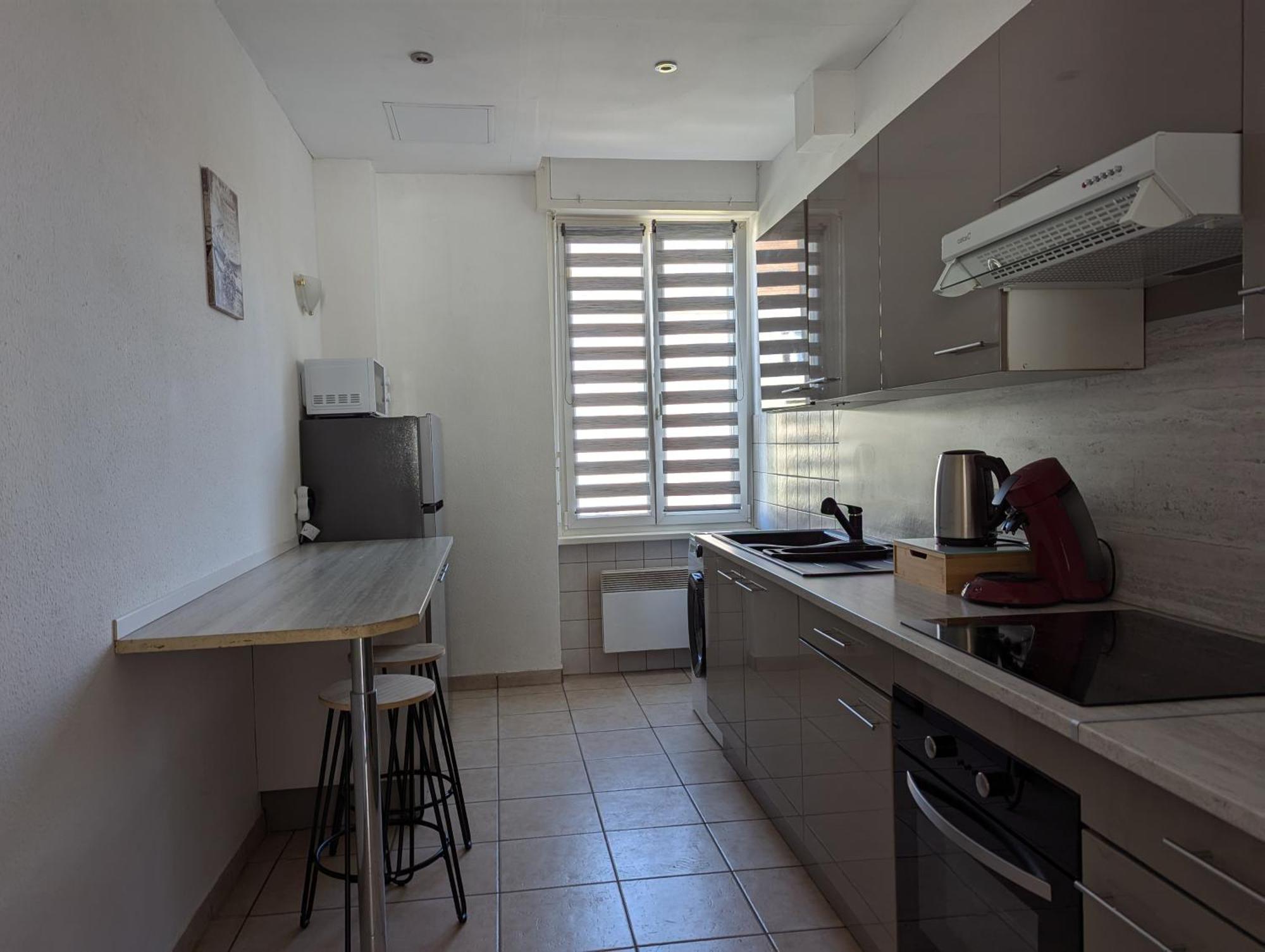 Le Mirage - Appartement 2 Chambres, Salon, Cuisine Equipee, Parking Et Wifi Gratuit Mulhouse Exterior foto