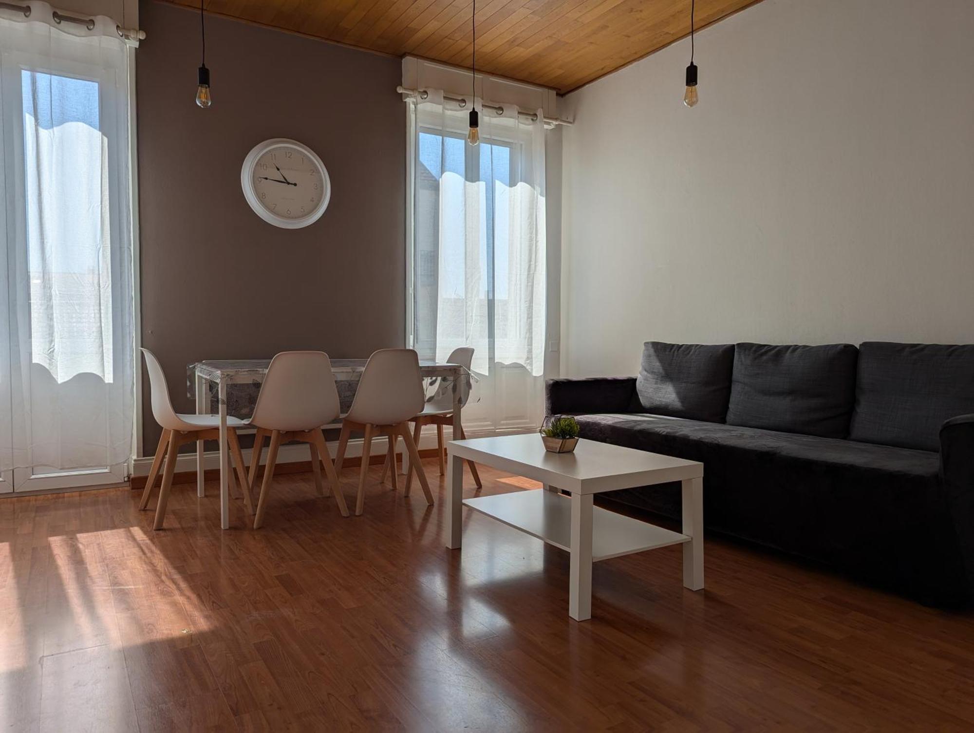 Le Mirage - Appartement 2 Chambres, Salon, Cuisine Equipee, Parking Et Wifi Gratuit Mulhouse Exterior foto